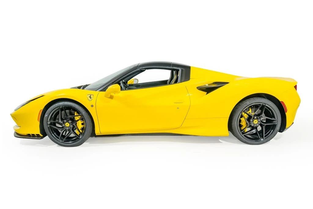 2022 Ferrari F8 Spider - Image 3 of 31