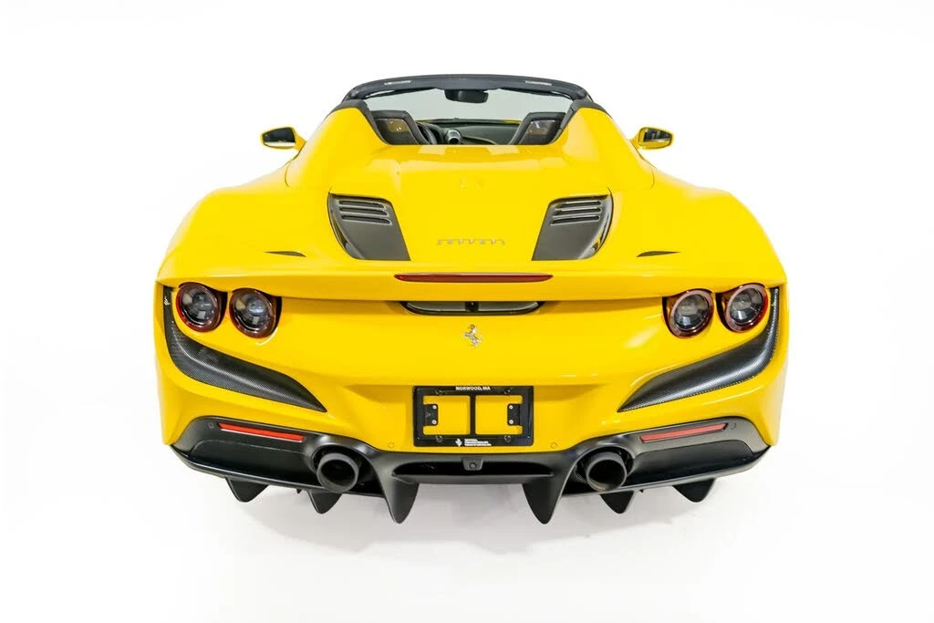 2022 Ferrari F8 Spider - Image 17 of 31