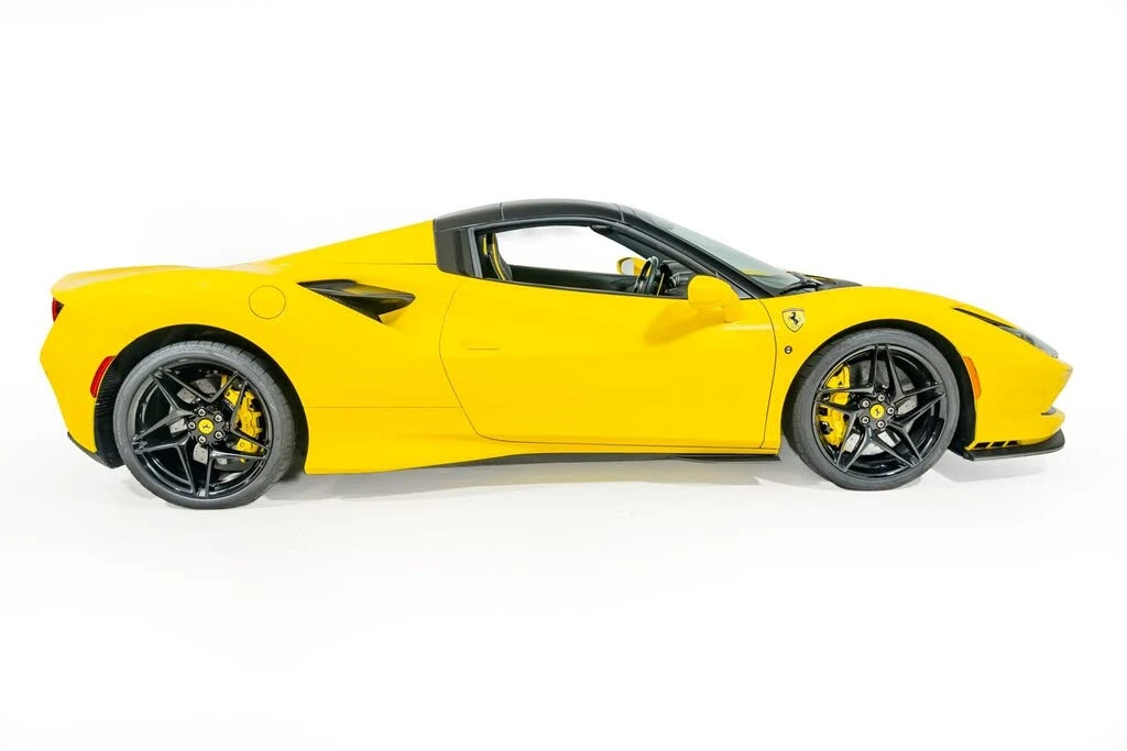 2022 Ferrari F8 Spider - Image 10 of 31