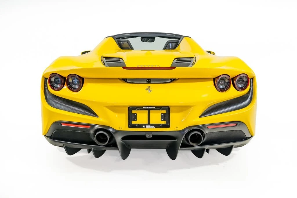 2022 Ferrari F8 Spider - Image 18 of 31