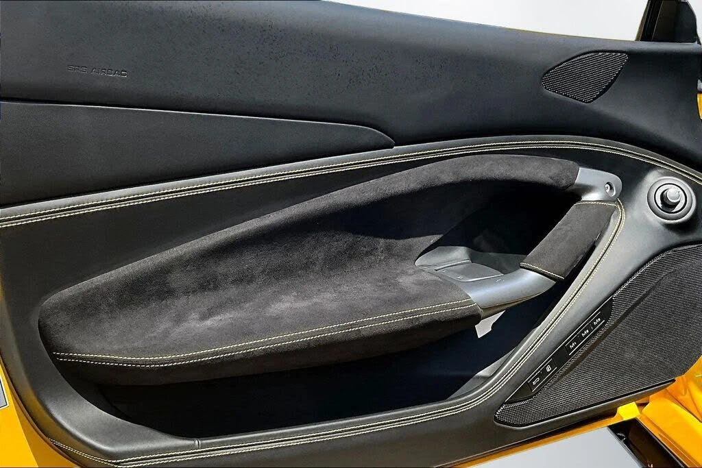 2022 Ferrari F8 Spider - Image 18 of 30