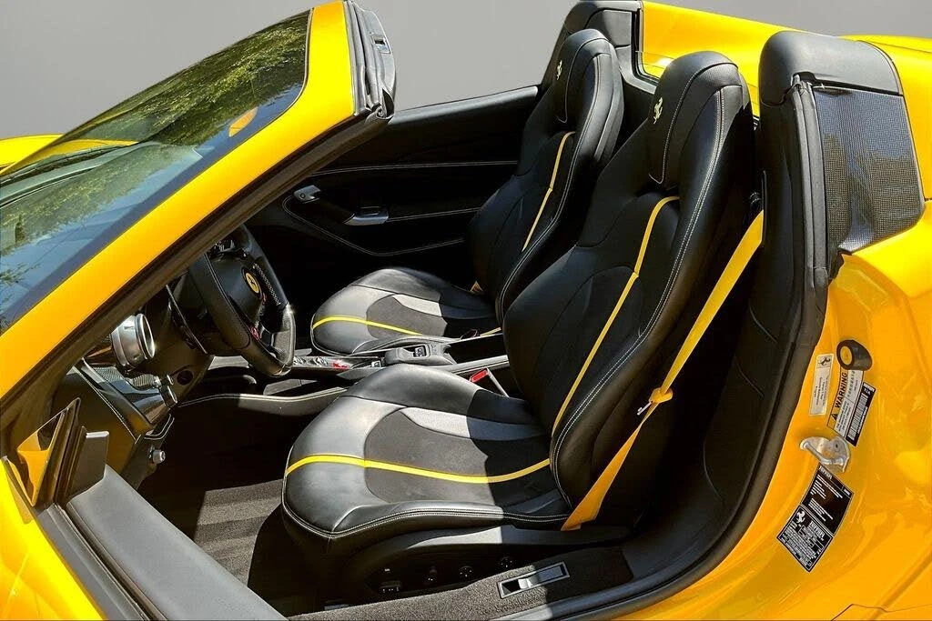 2022 Ferrari F8 Spider - Image 19 of 30