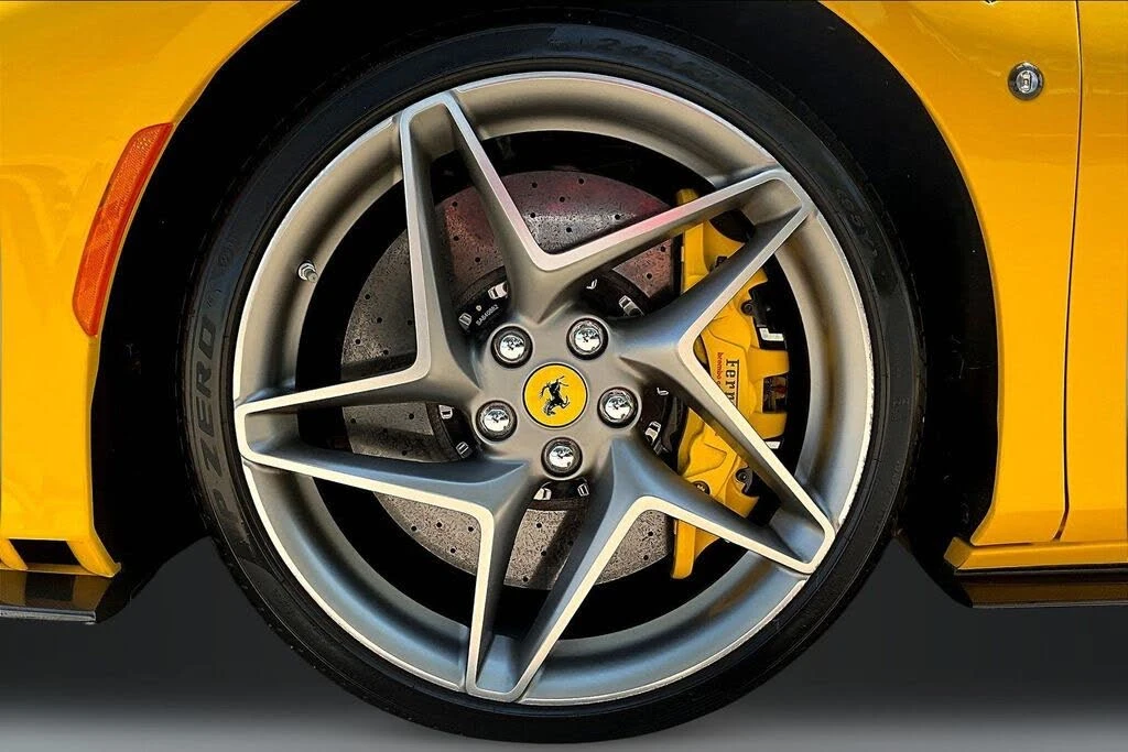 2022 Ferrari F8 Spider - Image 28 of 30