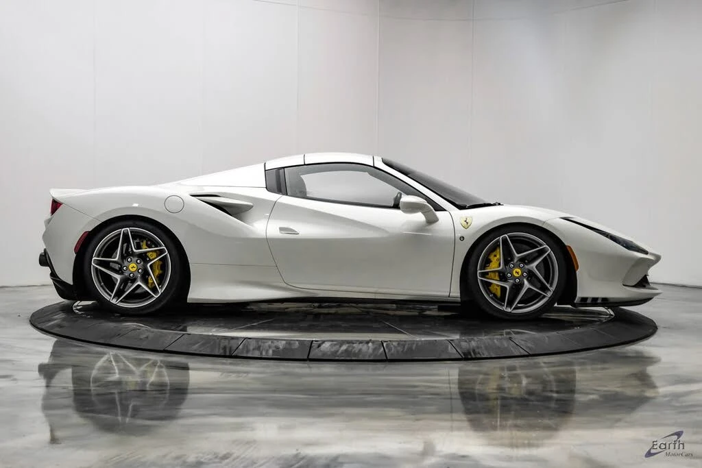 2022 Ferrari F8 Spider - Image 28 of 31