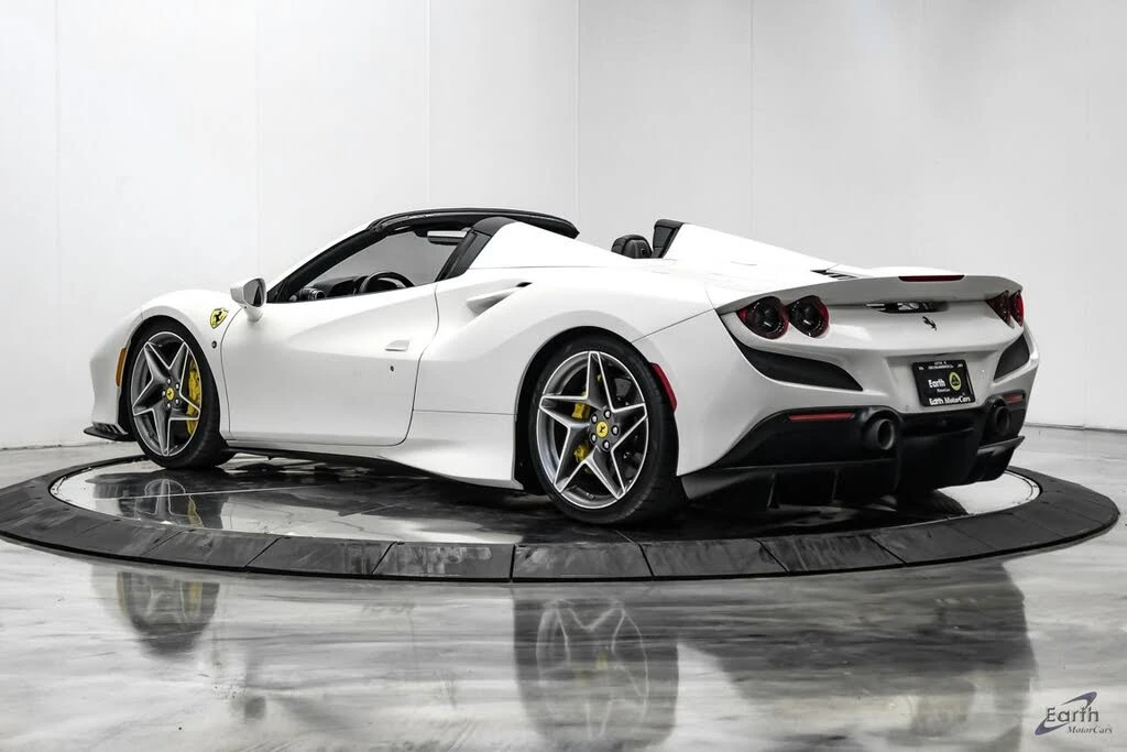 2022 Ferrari F8 Spider - Image 13 of 31