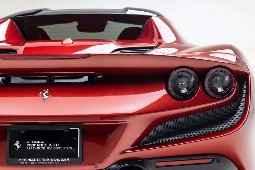 2022 Ferrari F8 Spider - Image 20 of 31