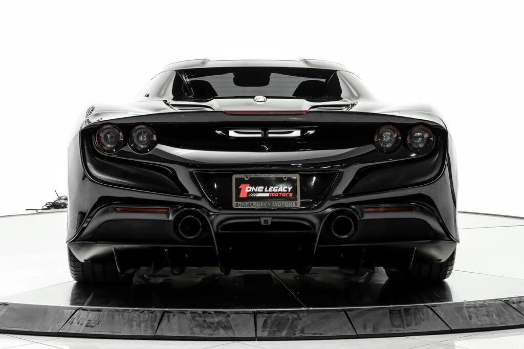 2022 Ferrari F8 Spider - Image 10 of 31