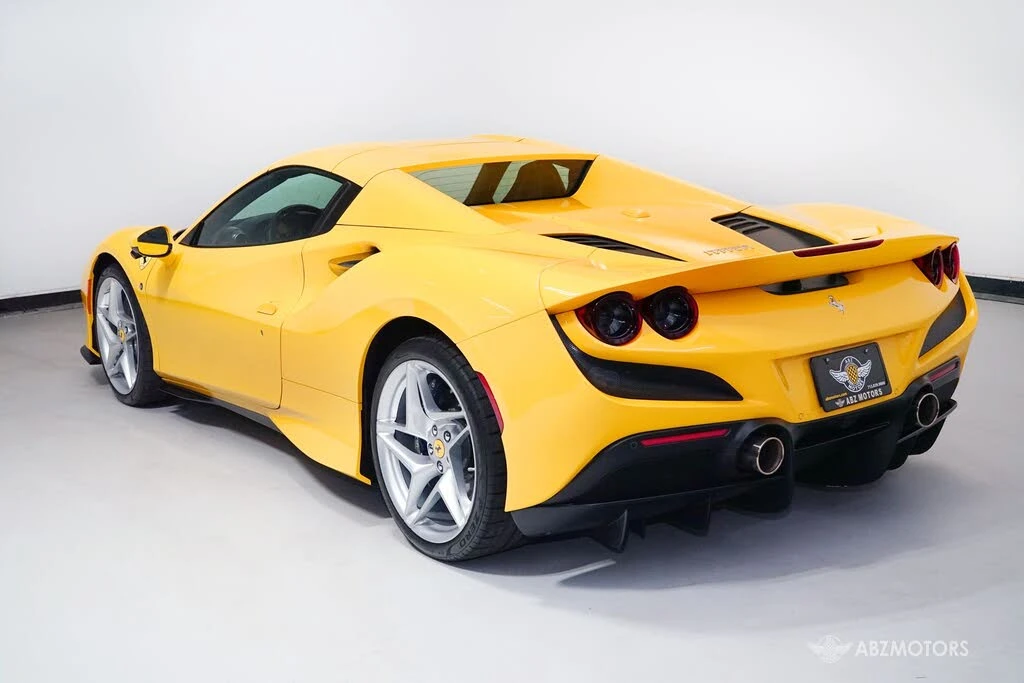 2022 Ferrari F8 Spider - Image 7 of 31