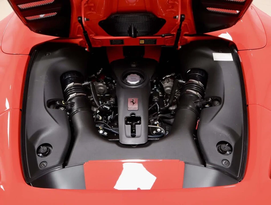 2022 Ferrari F8 Spider - Image 14 of 31