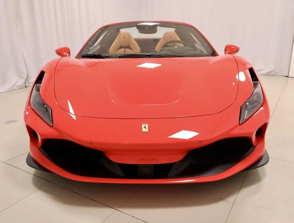 2022 Ferrari F8 Spider - Image 8 of 31