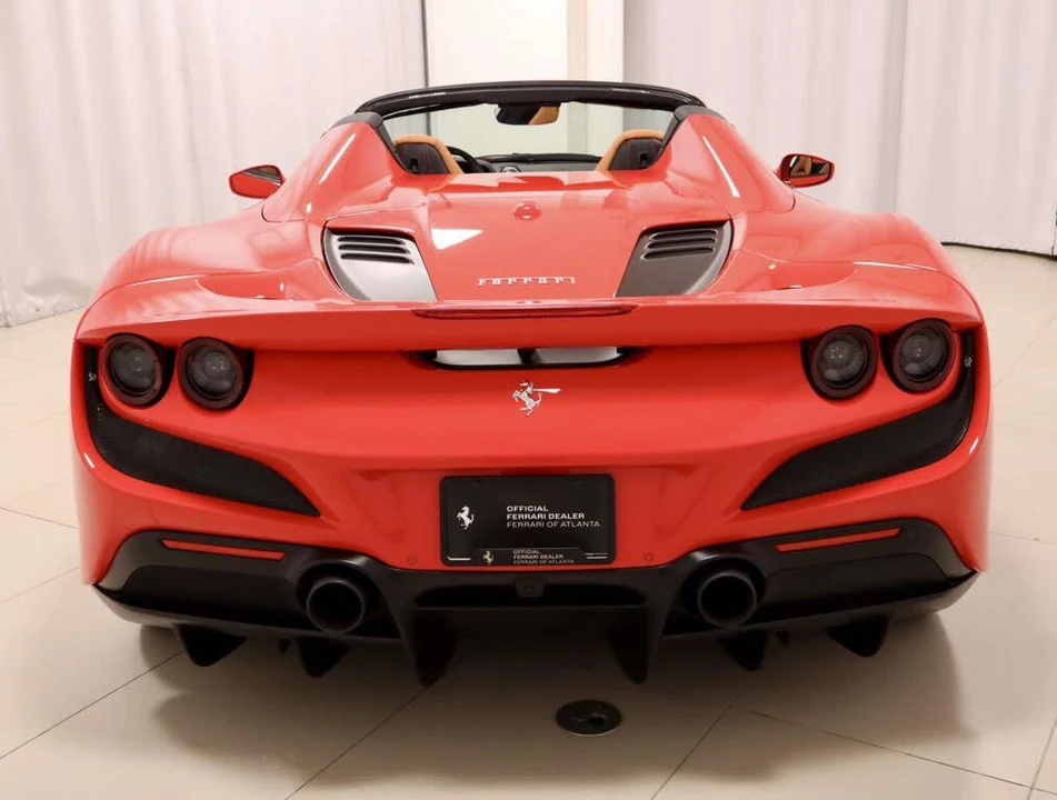 2022 Ferrari F8 Spider - Image 4 of 31