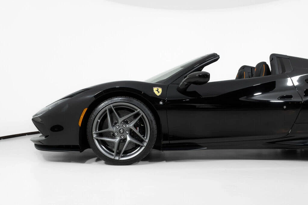 2022 Ferrari F8 Spider - Image 15 of 31