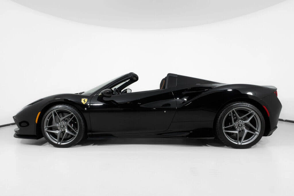 2022 Ferrari F8 Spider - Image 3 of 31