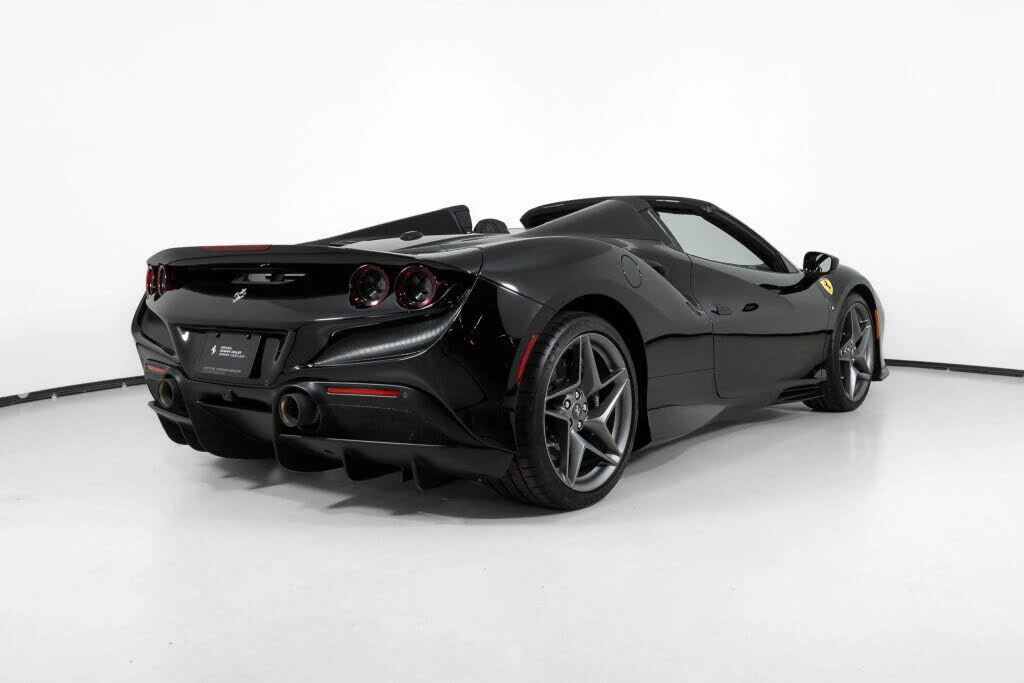 2022 Ferrari F8 Spider - Image 8 of 31