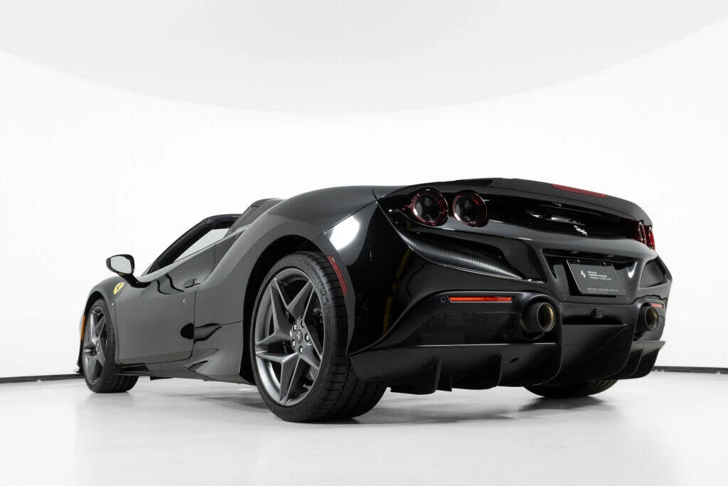 2022 Ferrari F8 Spider - Image 17 of 31