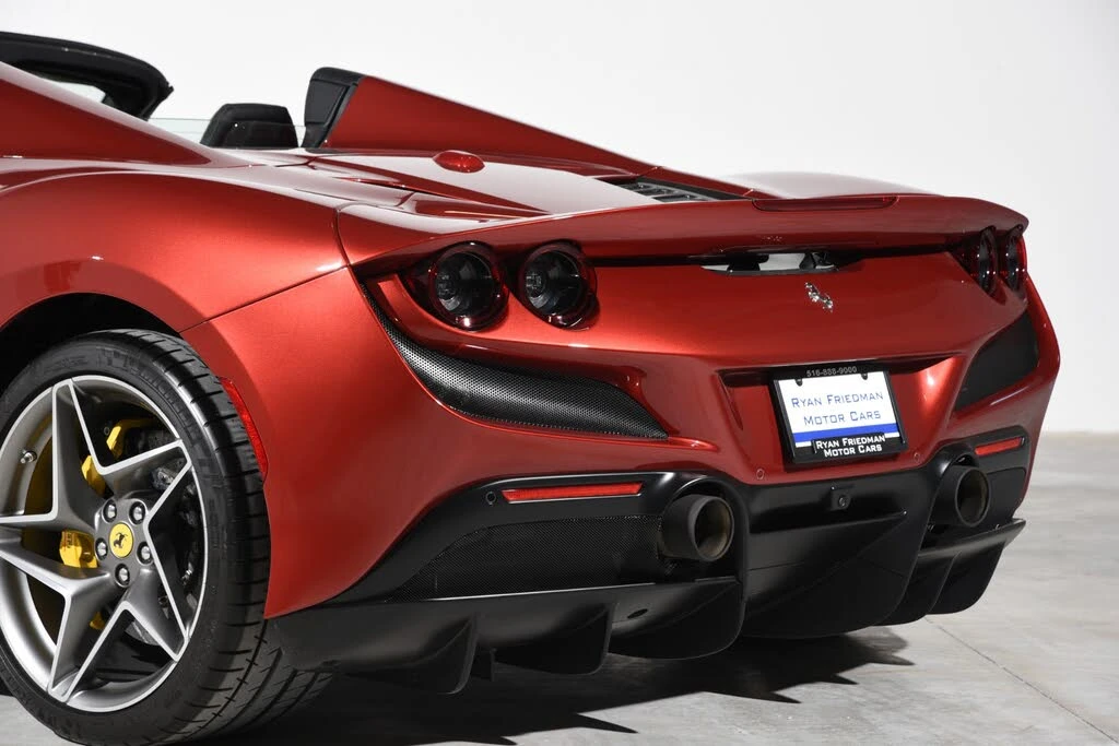 2022 Ferrari F8 Spider - Image 24 of 31