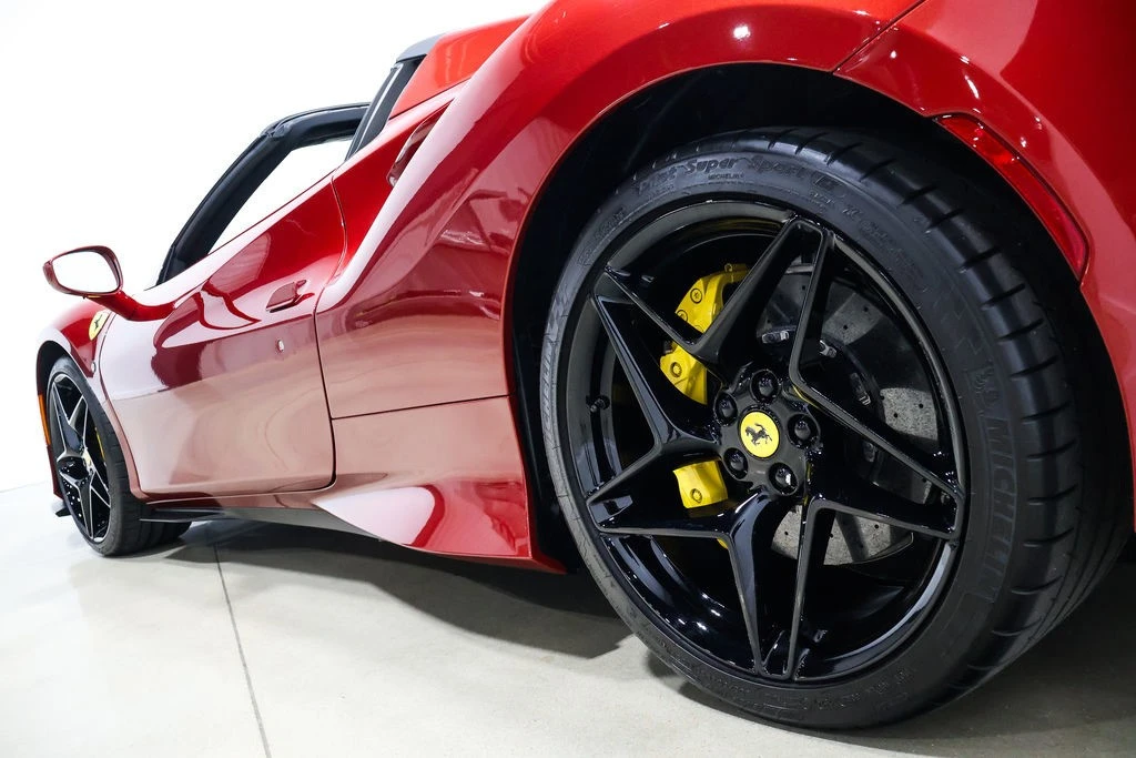 2022 Ferrari F8 Spider - Image 22 of 24