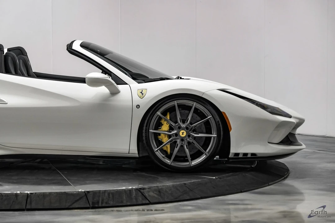2022 Ferrari F8 Spider - Image 30 of 31