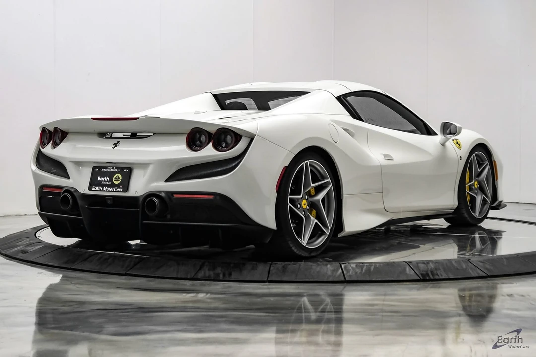 2022 Ferrari F8 Spider - Image 23 of 31