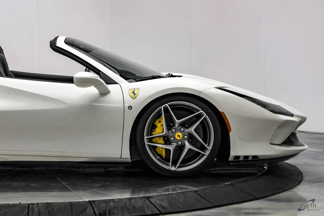 2022 Ferrari F8 Spider - Image 30 of 31