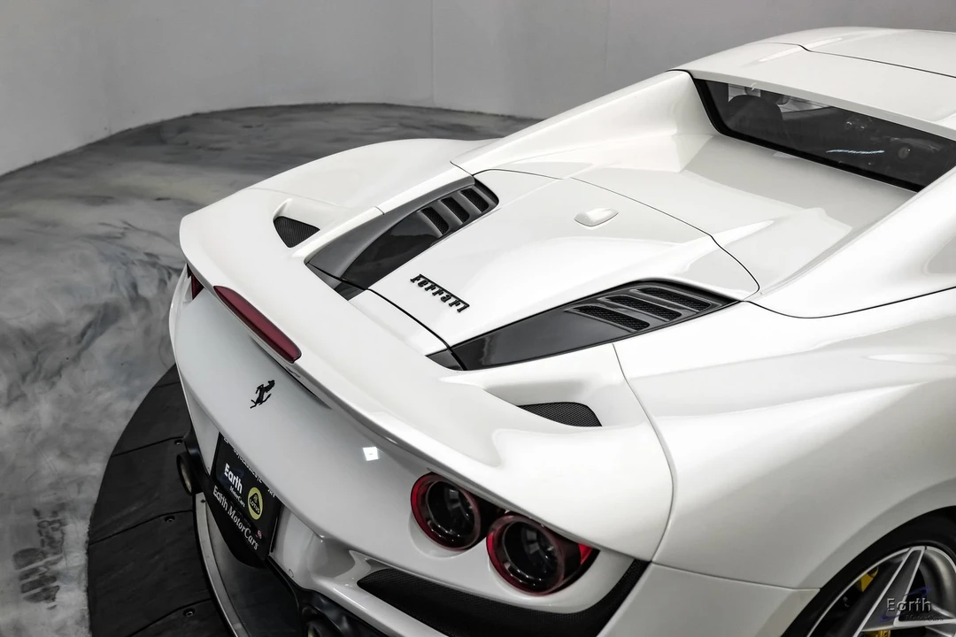 2022 Ferrari F8 Spider - Image 19 of 31