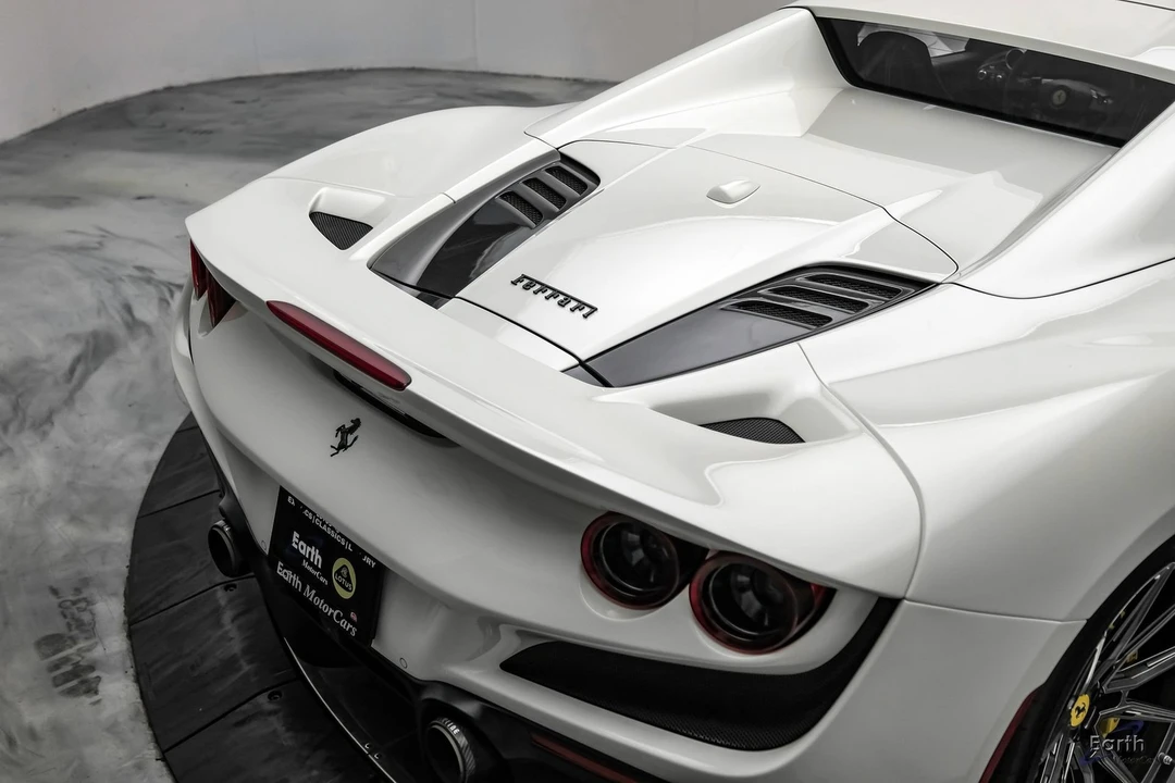 2022 Ferrari F8 Spider - Image 19 of 31