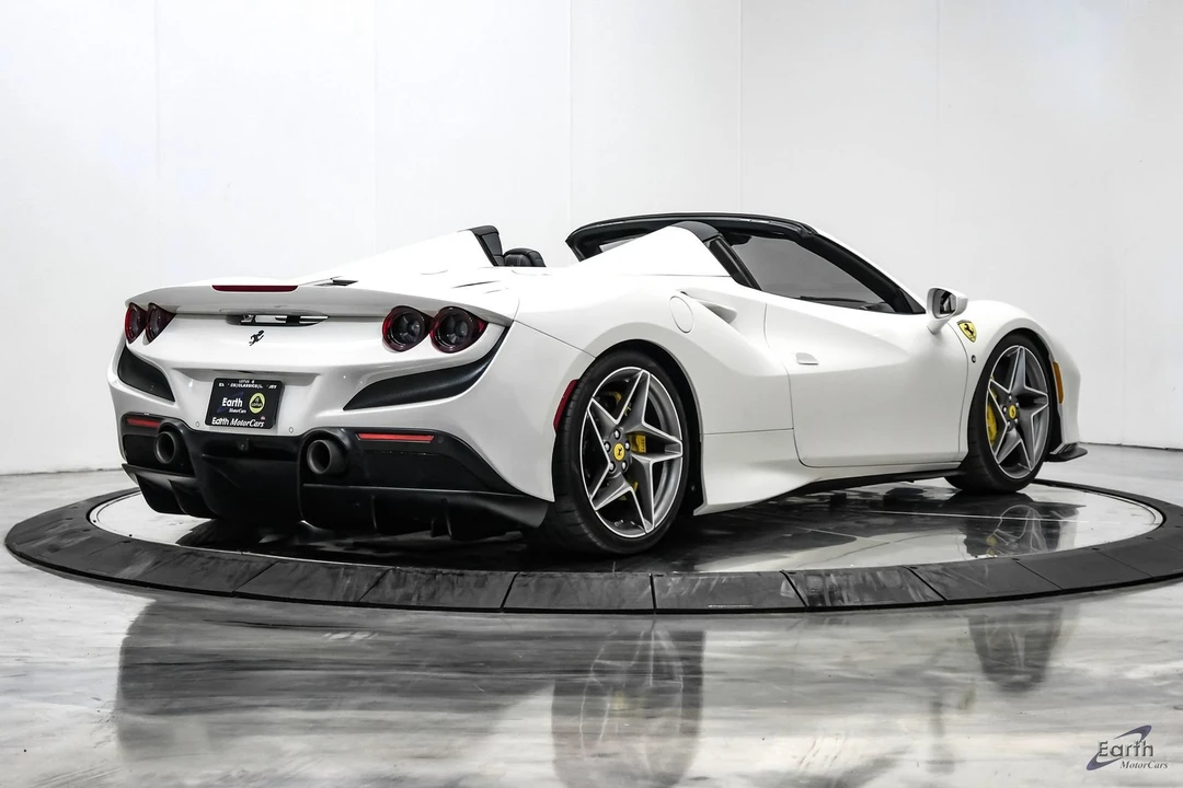 2022 Ferrari F8 Spider - Image 22 of 31