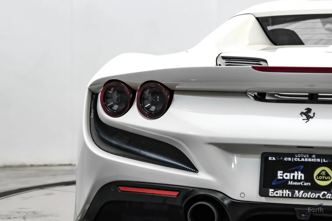 2022 Ferrari F8 Spider - Image 18 of 31