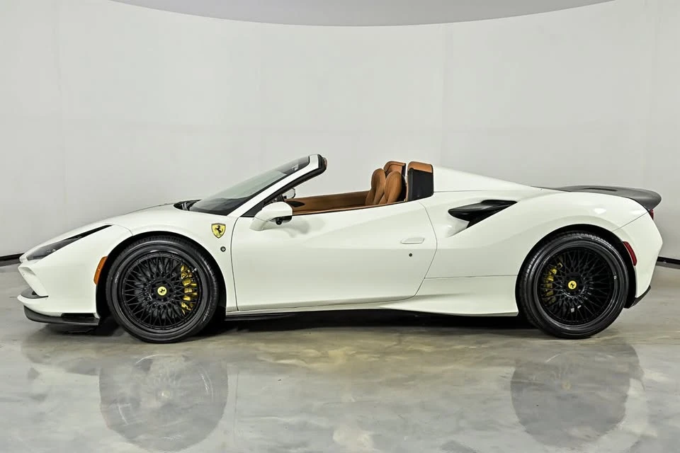 2022 Ferrari F8 Spider - Image 7 of 20