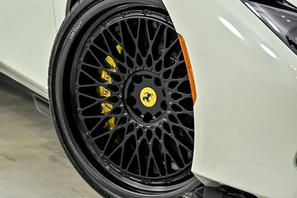 2022 Ferrari F8 Spider - Image 3 of 20
