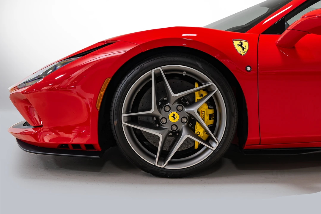 2022 Ferrari F8 Spider - Image 9 of 31