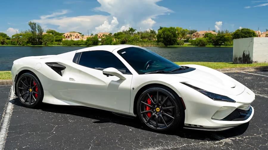 2022 Ferrari F8 Spider - Image 7 of 31