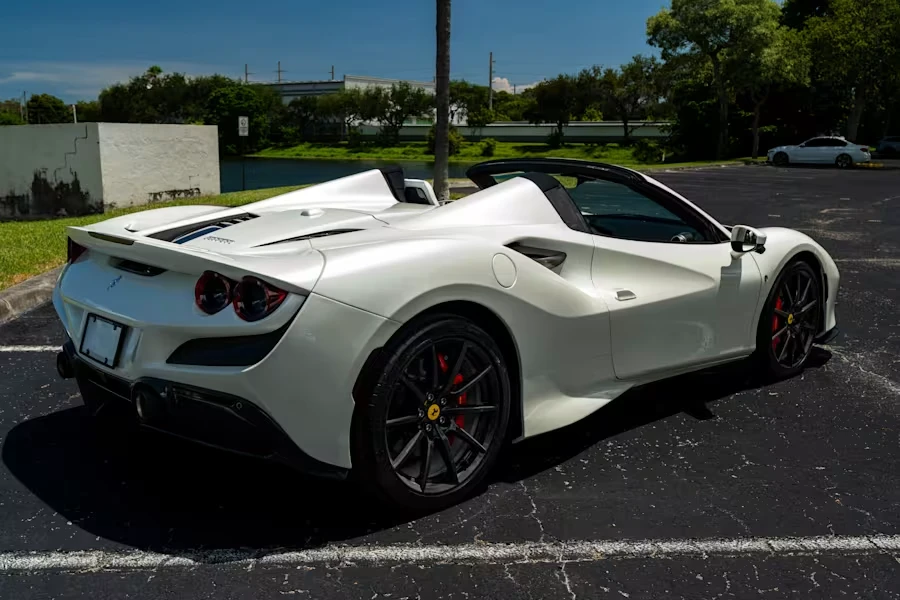 2022 Ferrari F8 Spider - Image 3 of 31