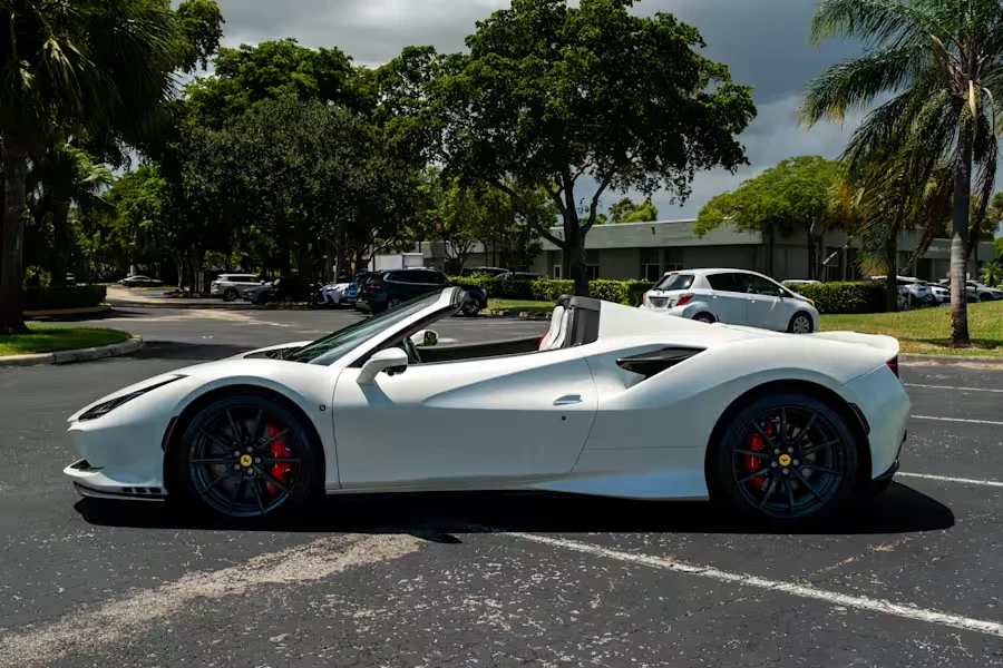 2022 Ferrari F8 Spider - Image 11 of 31