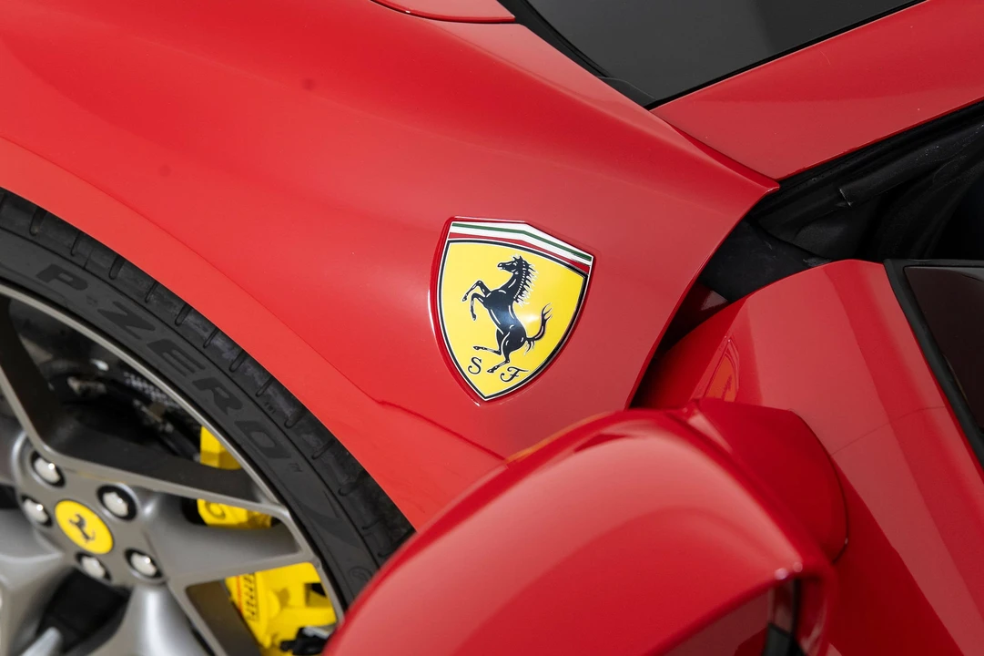 2022 Ferrari F8 Spider - Image 30 of 31