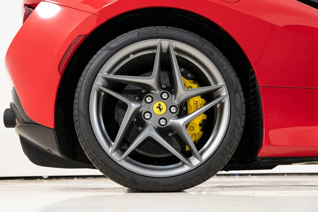 2022 Ferrari F8 Spider - Image 18 of 31
