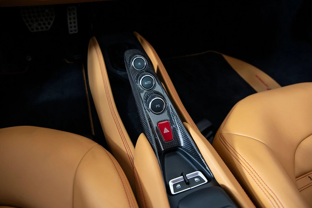 2022 Ferrari F8 Spider - Image 13 of 31