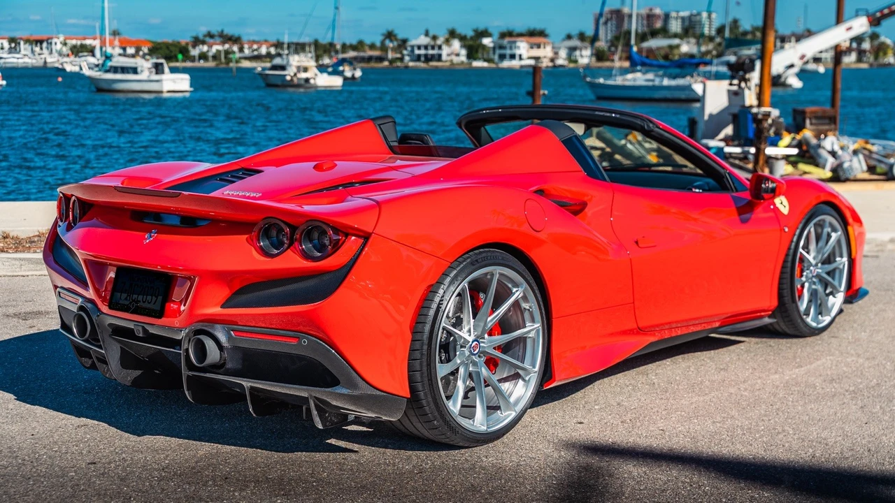2022 Ferrari F8 Spider - Image 5 of 31