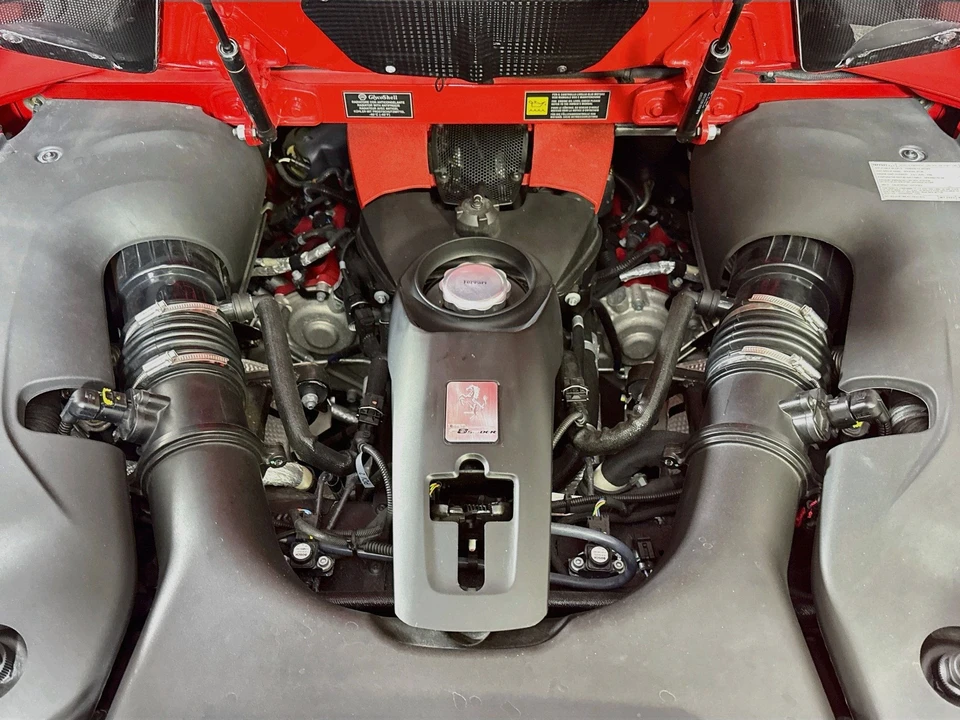 2022 Ferrari F8 Spider - Image 5 of 28
