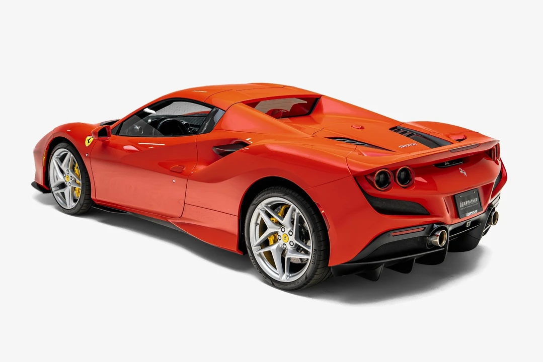 2022 Ferrari F8 Spider - Image 16 of 31