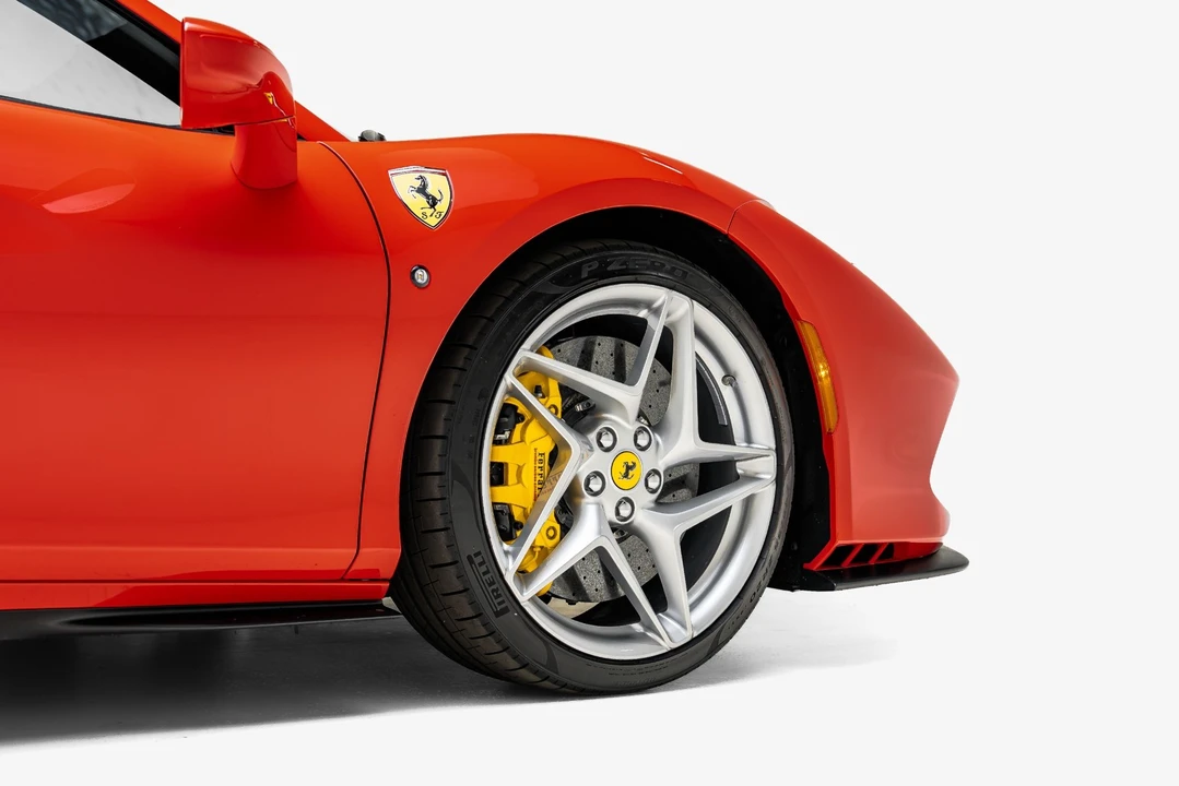 2022 Ferrari F8 Spider - Image 17 of 31