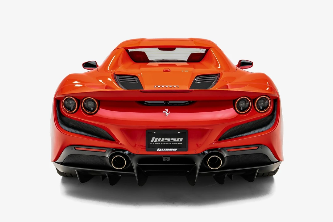 2022 Ferrari F8 Spider - Image 15 of 31