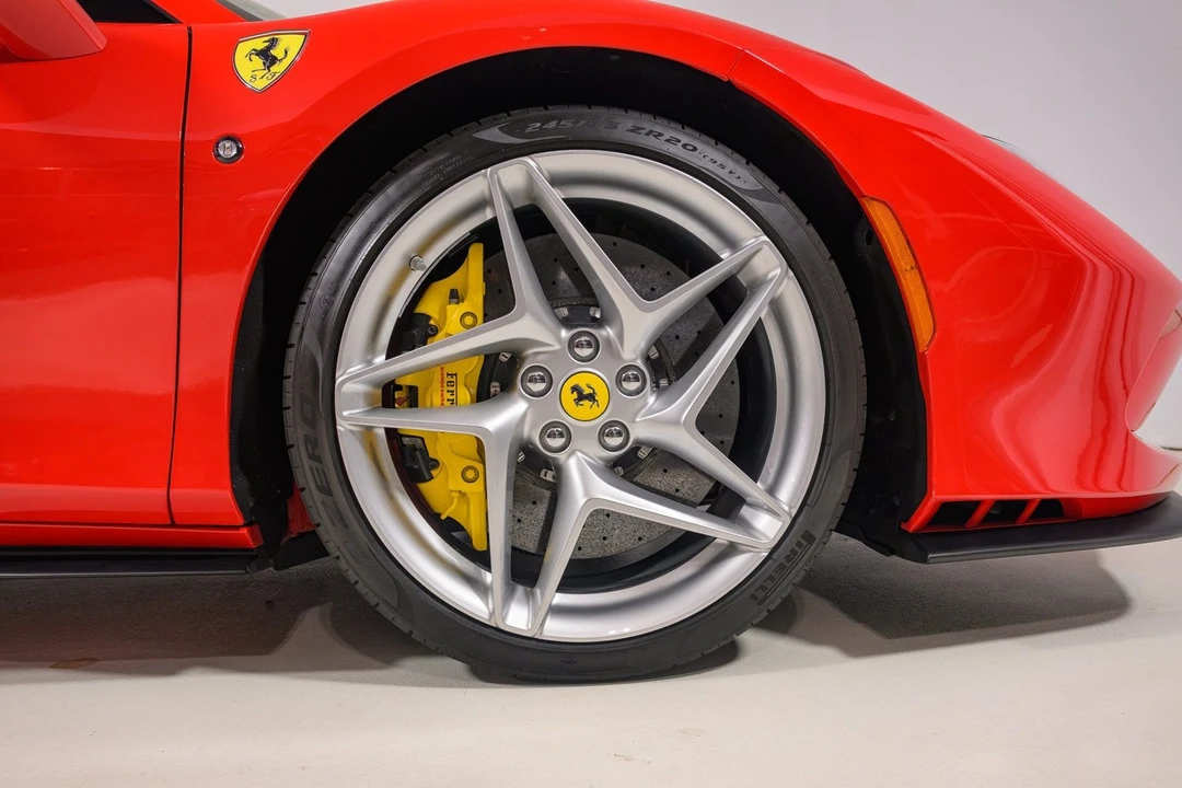 2022 Ferrari F8 Spider - Image 22 of 31
