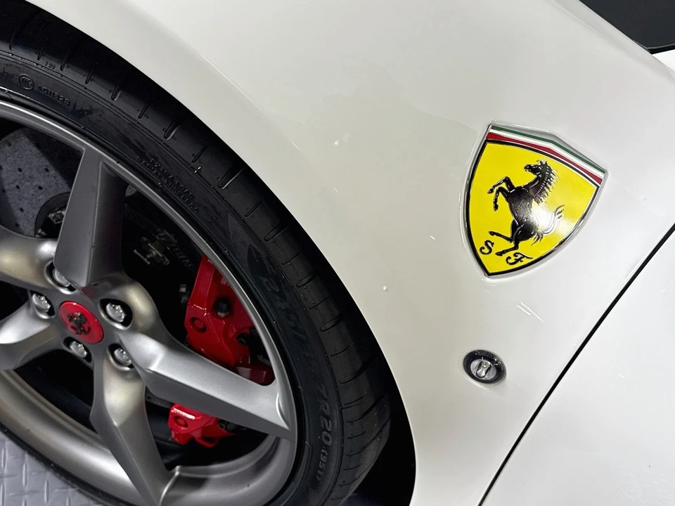 2022 Ferrari F8 Spider - Image 24 of 28