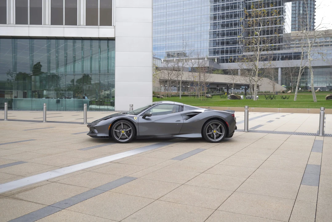 2022 Ferrari F8 Spider - Image 17 of 31