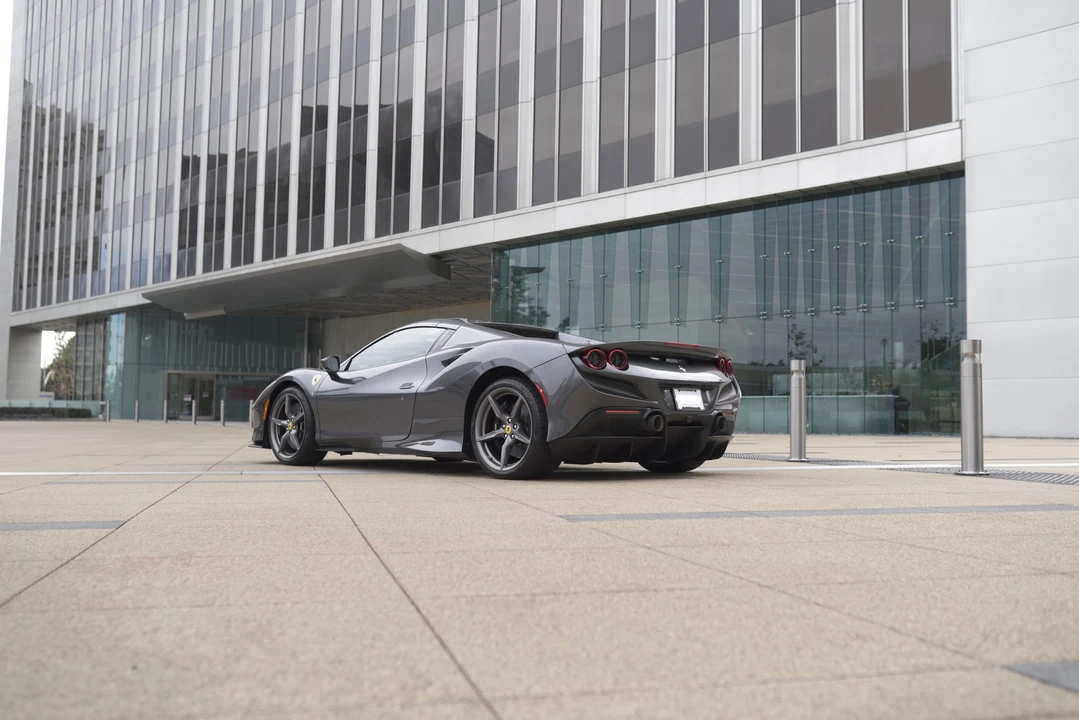 2022 Ferrari F8 Spider - Image 14 of 31