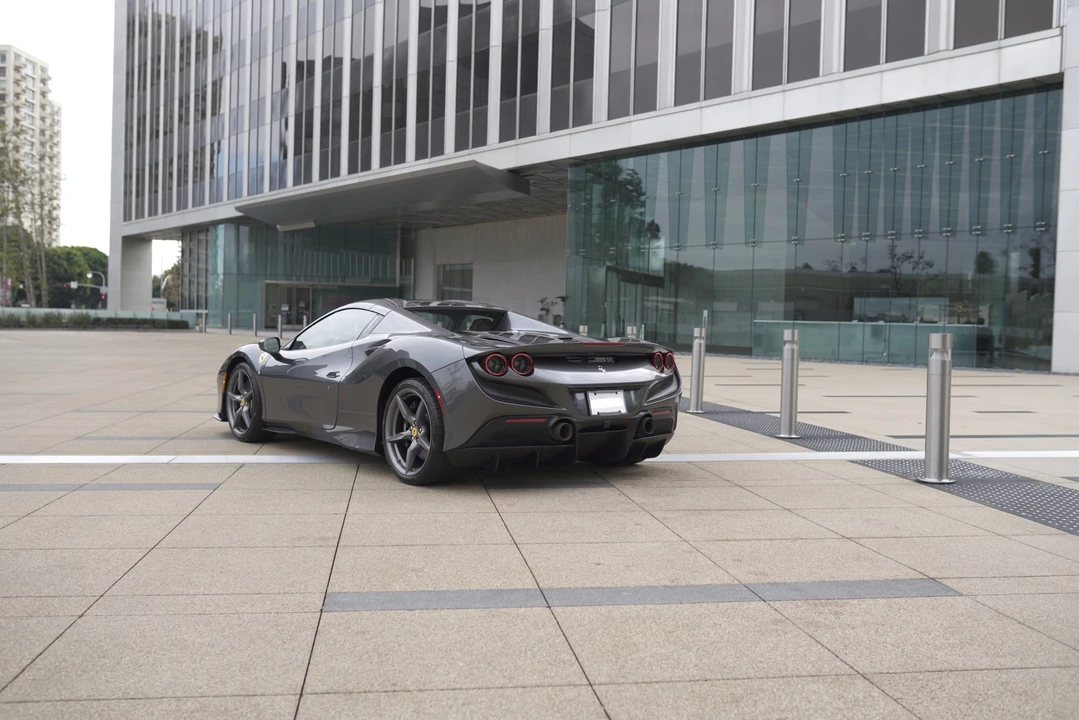 2022 Ferrari F8 Spider - Image 13 of 31