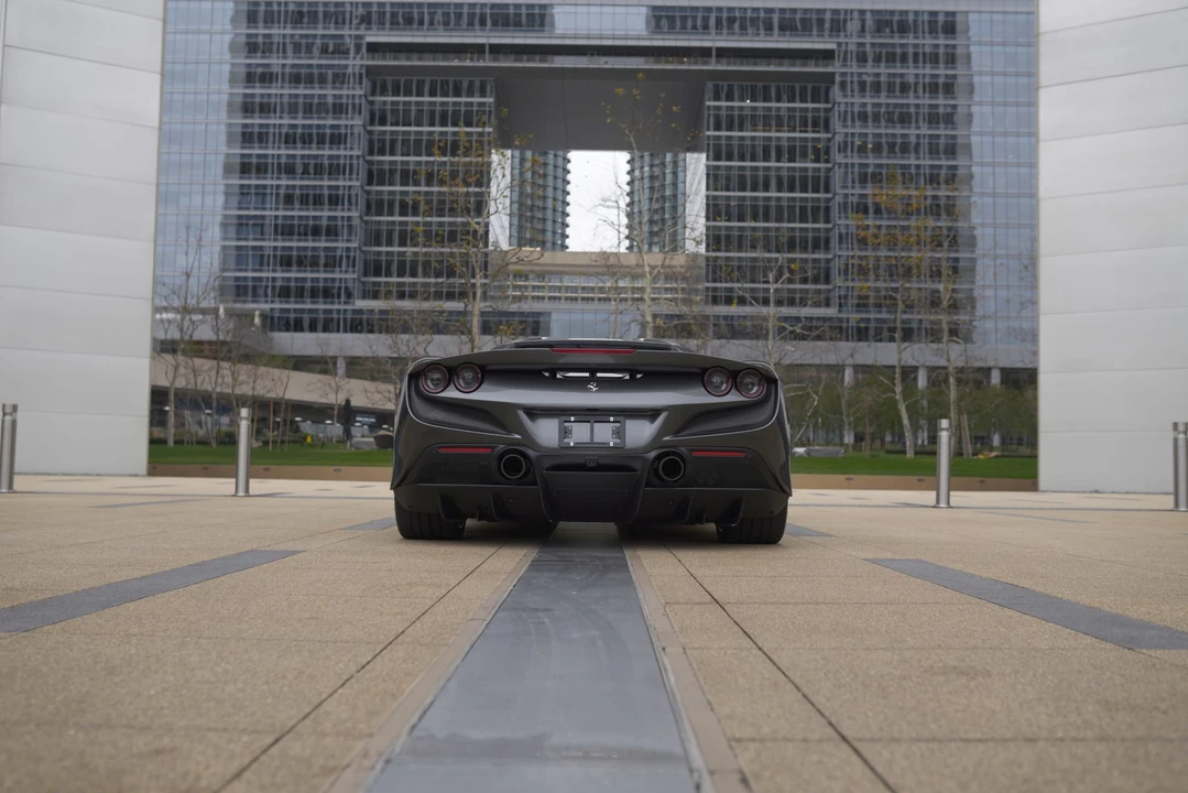 2022 Ferrari F8 Spider - Image 10 of 31