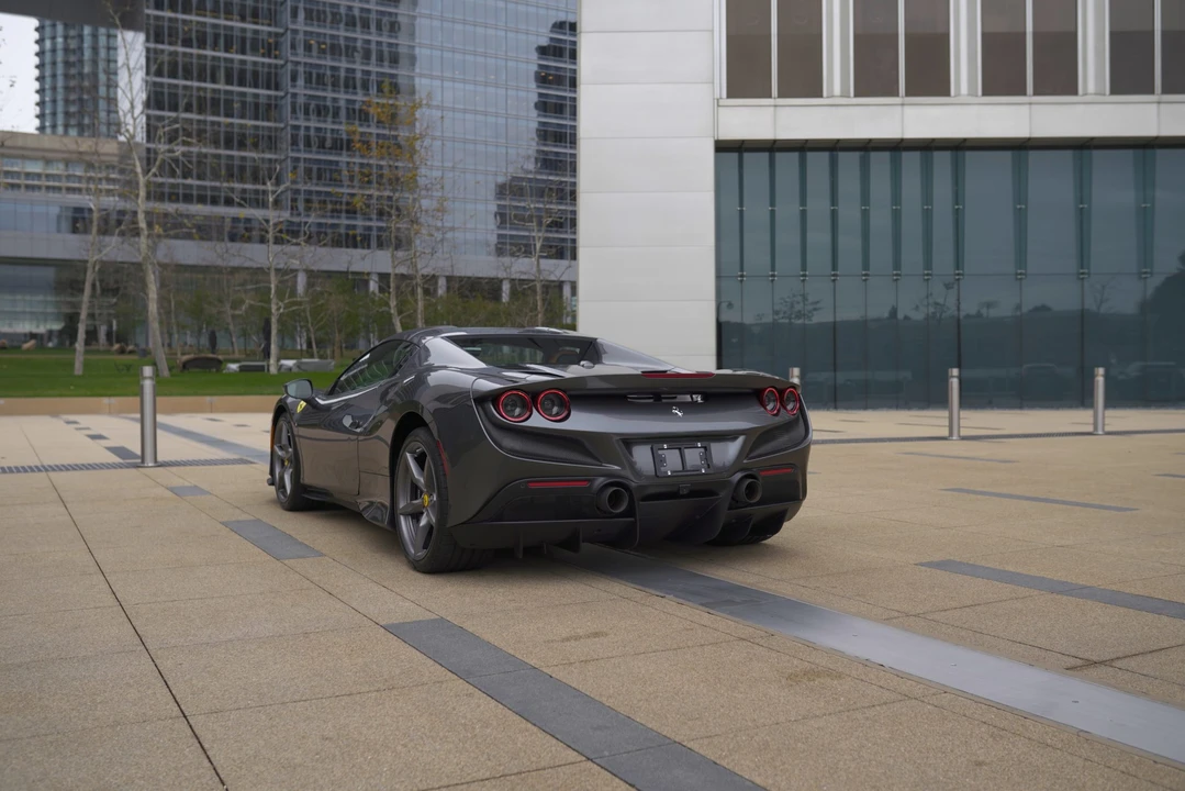 2022 Ferrari F8 Spider - Image 12 of 31