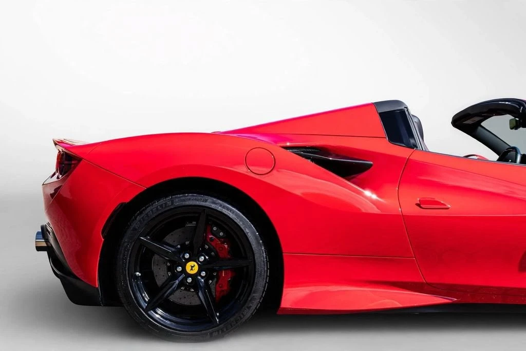 2022 Ferrari F8 Spider - Image 17 of 31
